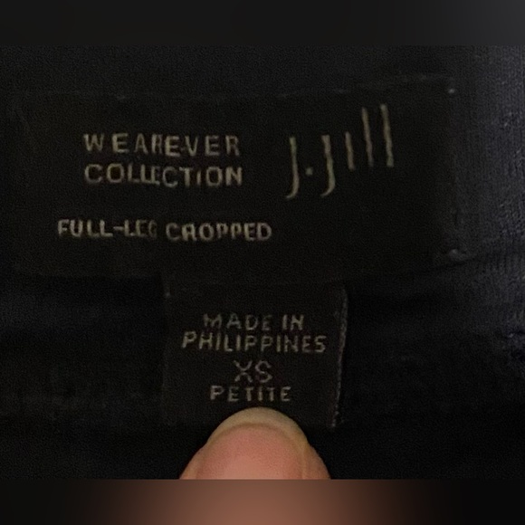 J. Jill WEAREVER COLLECTION
FULL-LEG CROPPED, Navy, XS petite - Picture 3 of 7
